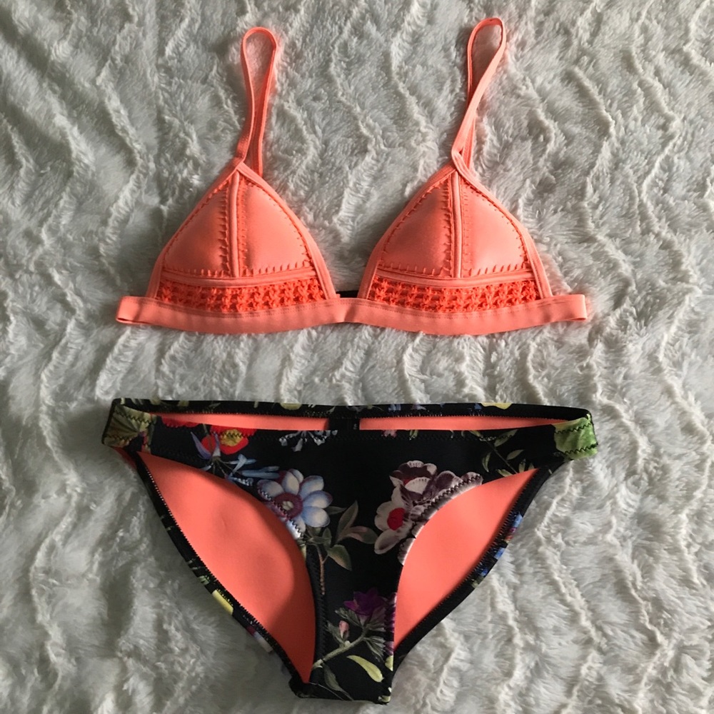 TRIANGL BATHING SUIT - Picture 2 of 6